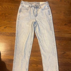 American Eagle 90’s straight - brand new! (Size 8)